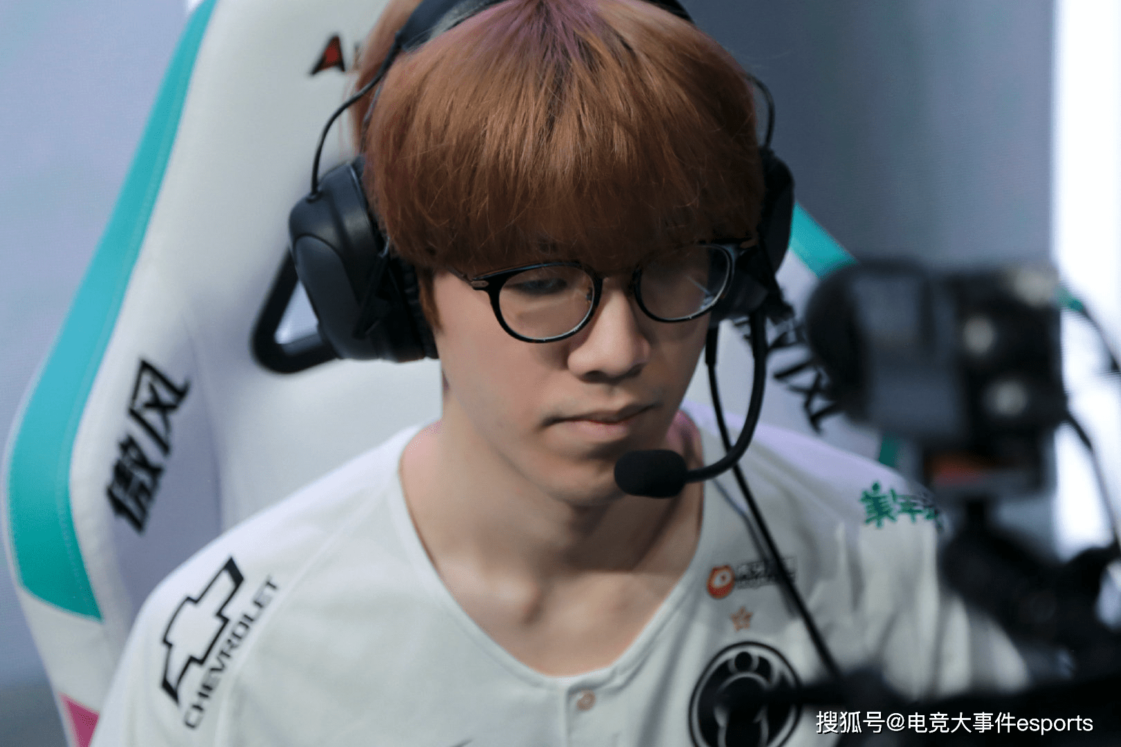 降低了詹姆 降低了詹姆
